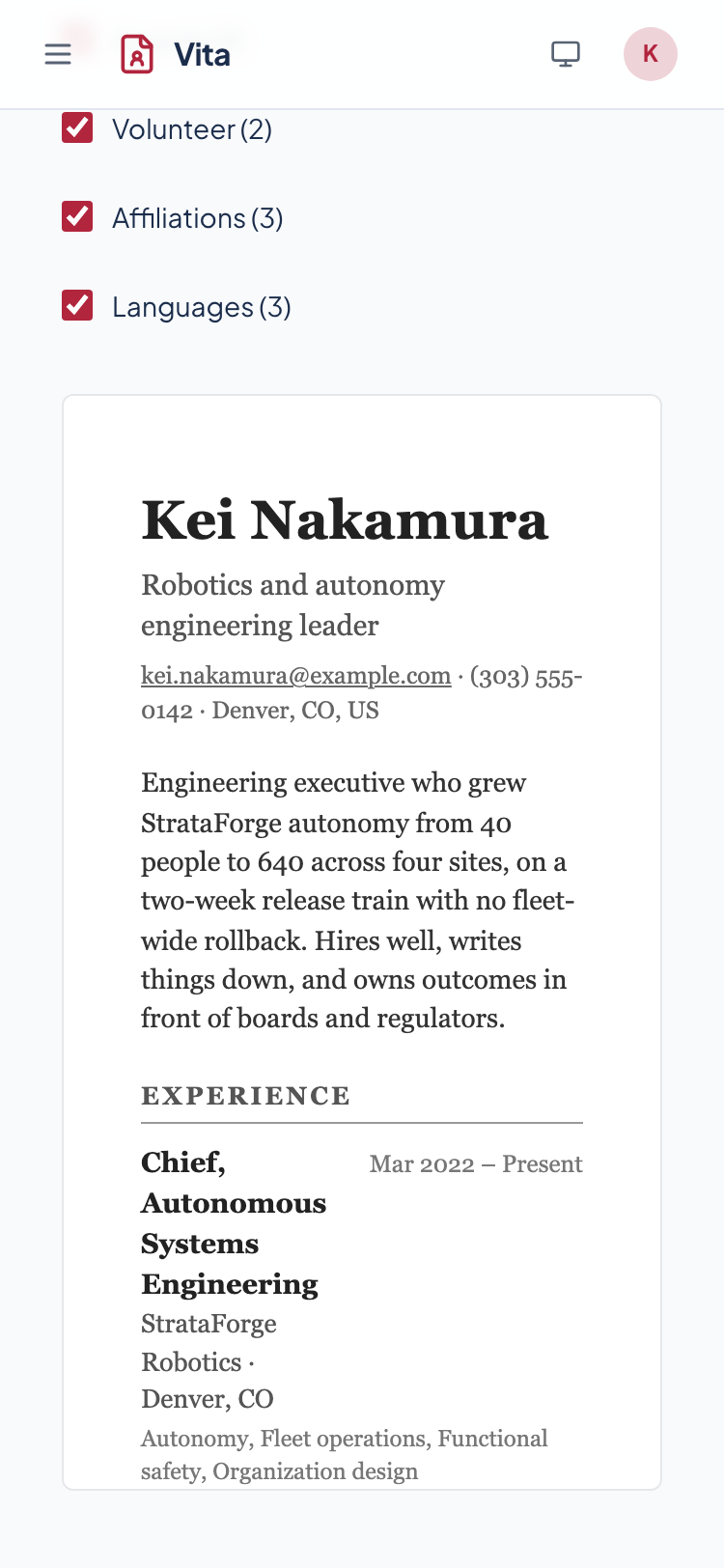 The compose screen in light mode on a phone, showing the live preview of a leadership resume.